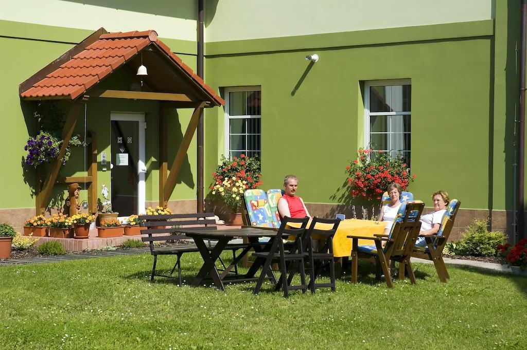 Pension Marathon Vrchlabí Екстериор снимка
